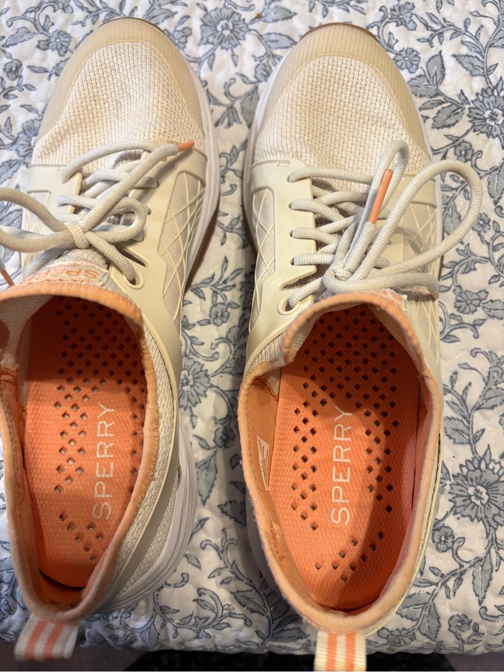 Sperry Women's Cream Sneakers with Peach Accents